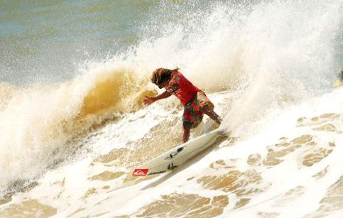 gilbert brown 2012 costa rica surfing champion