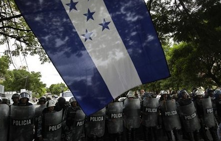 police in honduras arrest warrants