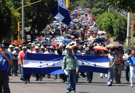 students in honduras demonstration