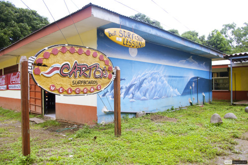 Carton Surfboards, Calle Madrigal, Jacó, Costa Rica.