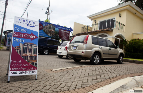 Croc's Casino Resort sales office, Avenida Pastor Diaz, Jacó, Costa Rica.