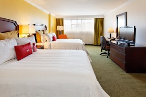 Crowne Plaza Hotel Corobici