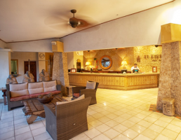 Hotel Tamarindo Diria Reception Area