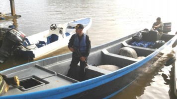 Fuerza Publica guards the rescued sea turtles. Source: MSP