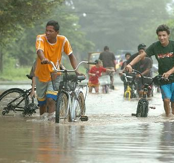 costa rica hurricane weather rain 2012