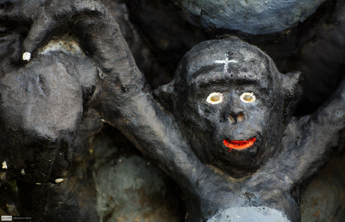 Plaster Monkey
