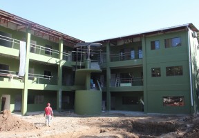 Pool side of the Paradizio condo building in Playas del Coco