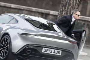 British actor Daniel Craig performs during the shooting of the 24th James Bond movie 'Spectre' in Rome, Italy. EFE